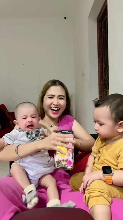 Izhan sayang sama adeknya #viral #viralreels
