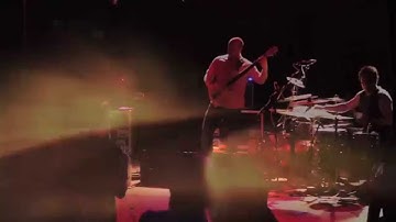 MACROSCOPE