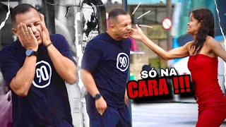 ESTRESSANDO MULHERES NA RUA 