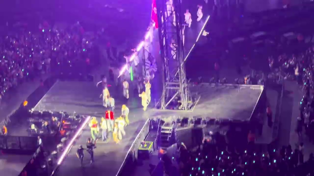 05242026 BTS Body to Body + Idol in Las Vegas Day 2 - YouTube