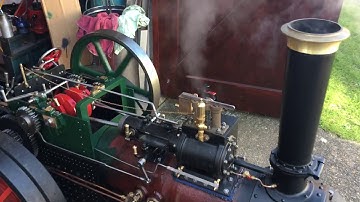 Steaming Fred’s 4 inch Foster traction engine