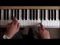 01 Dustin O'Halloran - "We Move Lightly" - How to play - Tutorial (piano)