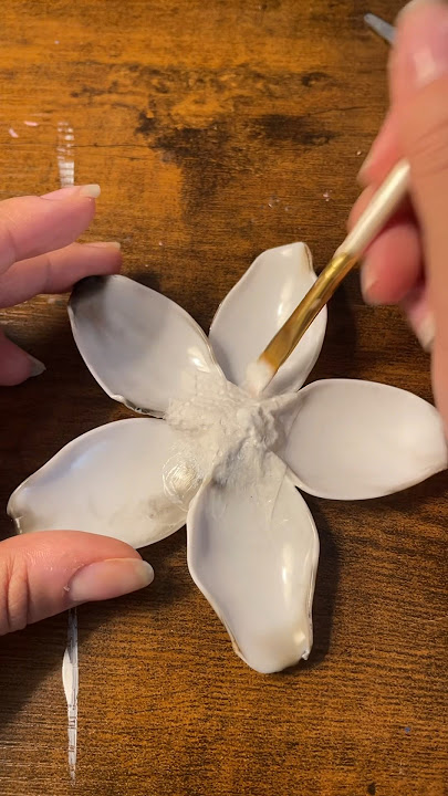 DIY Plumeria flower made out of plastic spoons #youtubeshorts #plumeria #cutecraftideas #viralvideo