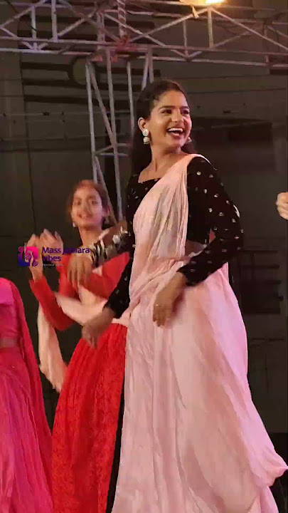 Chinnu's Best Dance Moments - Nenu train velthuna pinni Song Festival! #massjathara #chinnu #shorts
