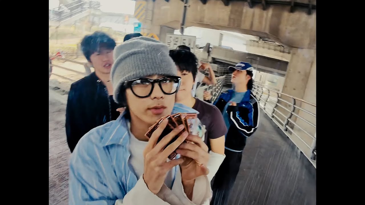 Lov3rboi - 얼리모닝트랩 (Official Music Video)