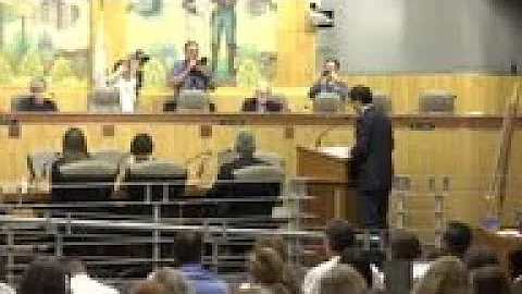 Opponents spar over California vaccine bill