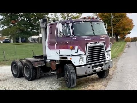 i-bought-a-1979-cummins-cabover-for-research-purposes