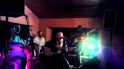 Jamming at the Dam Inn w Pauline Lamb