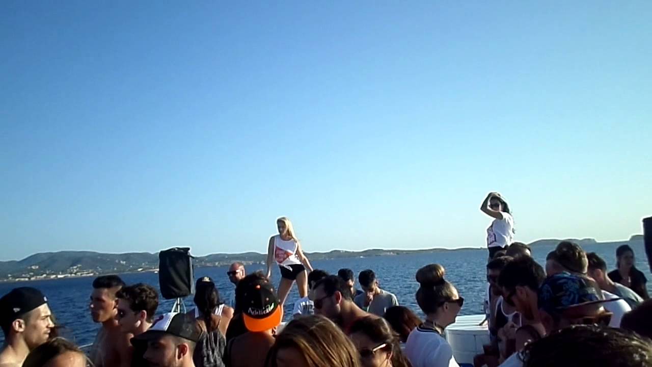 Andrea De Niro@Float your Boat,Ibiza