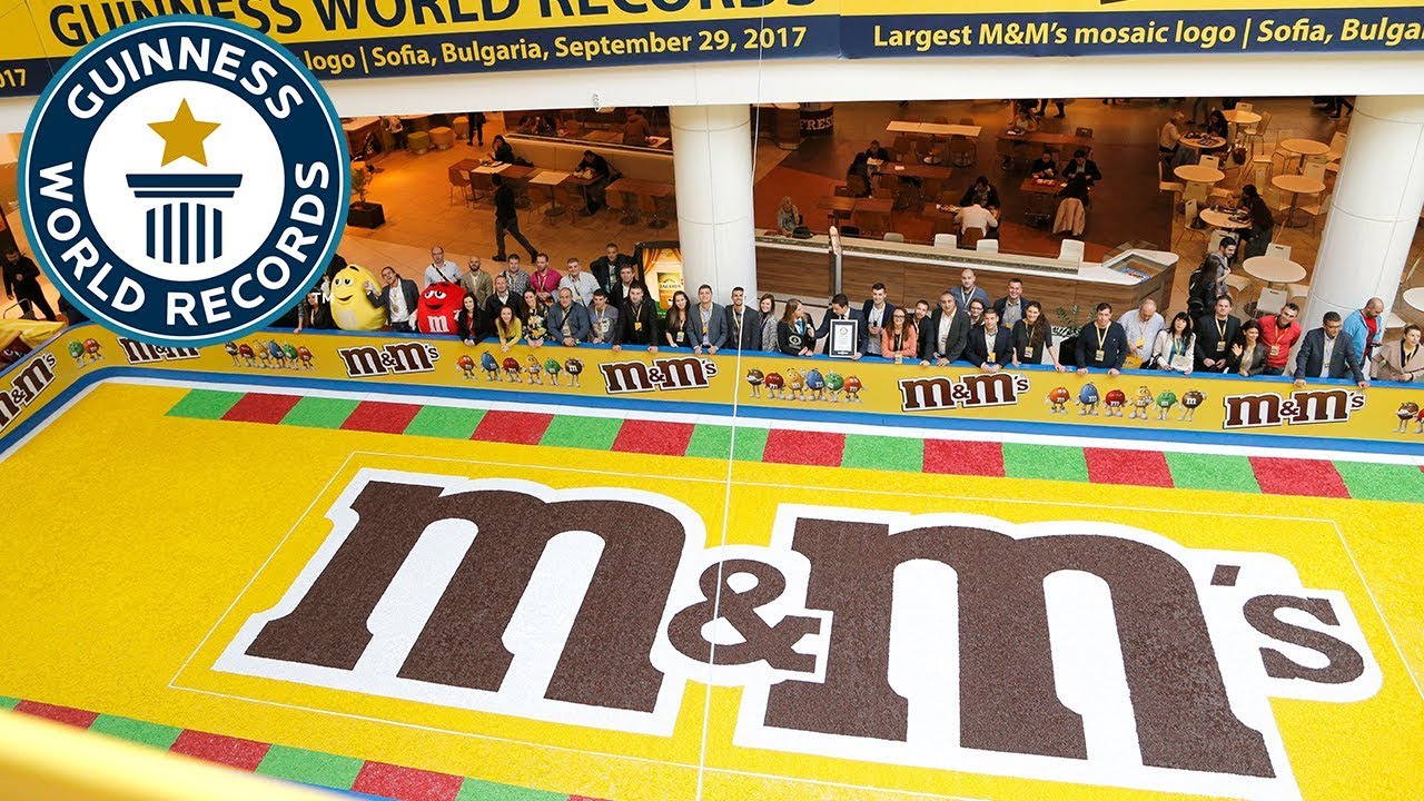 M&M's uses 1,000 kg of sweets to make record-breaking mosaic
