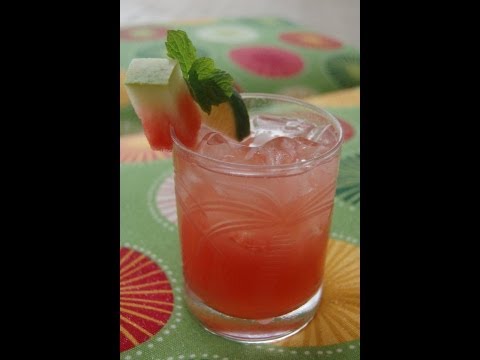 {Cocktail Recipe} Watermelon Gin & Tonic By CookingForBimbos.com