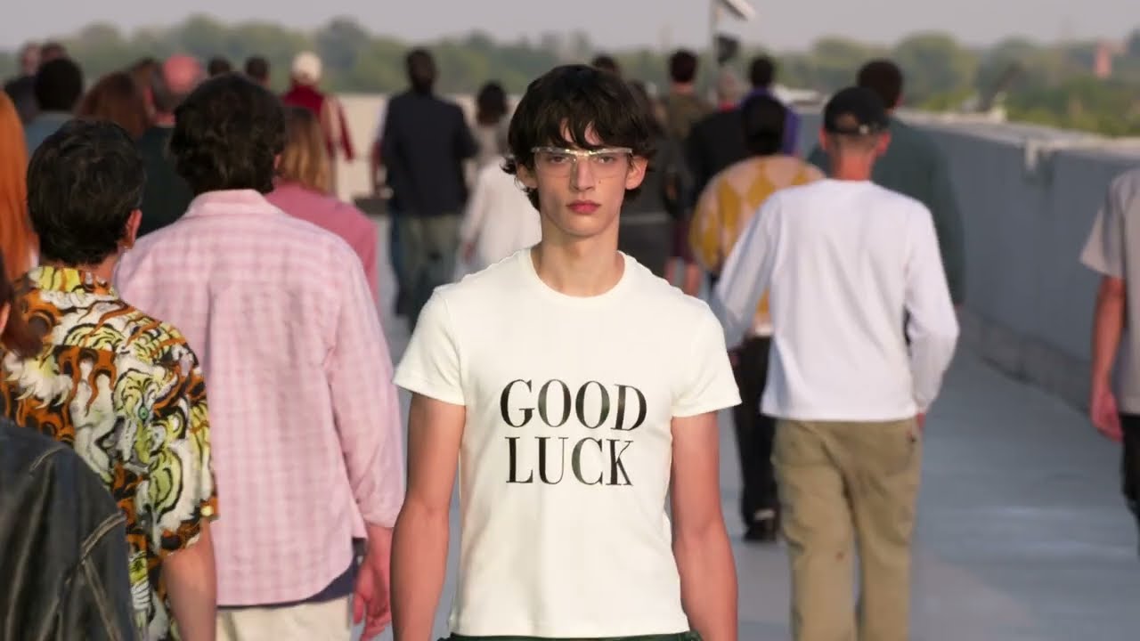 MOSCHINO SPRING/SUMMER 2027 SHOW