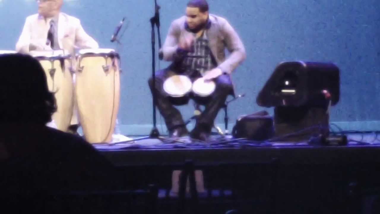Orlando Vega Solo de Bongo