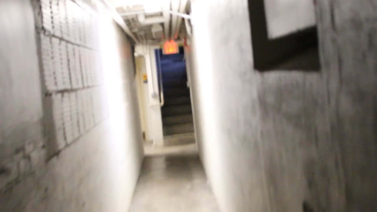 the hall.mp4