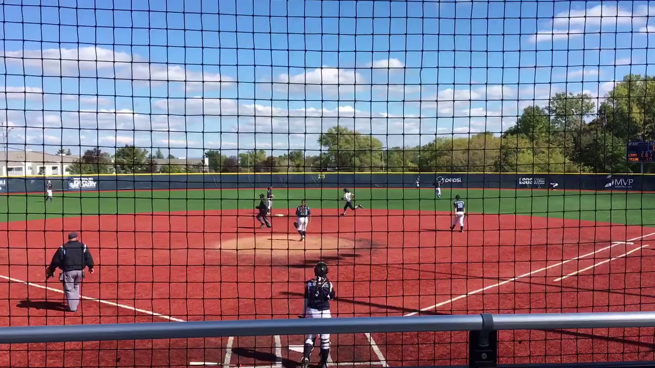 Sydney Bolton Softball Hitting Rochester Lady Lions 16U Showcase