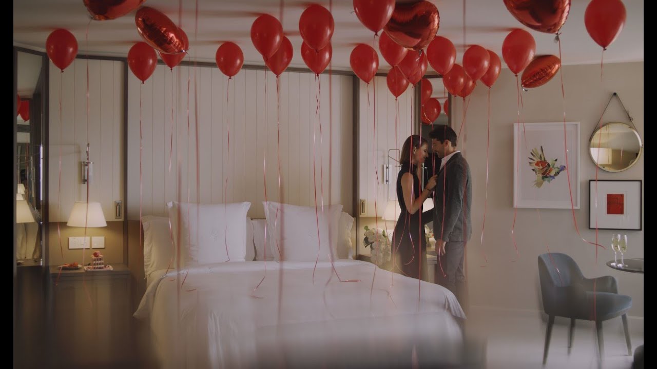 Make Your Romantic Getaway to Four Seasons Hotel Sydney