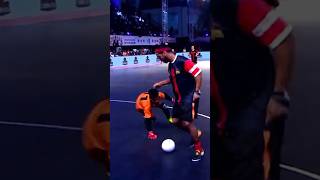 Ronaldinho • Freestyle • Crazy Tricks 🔥