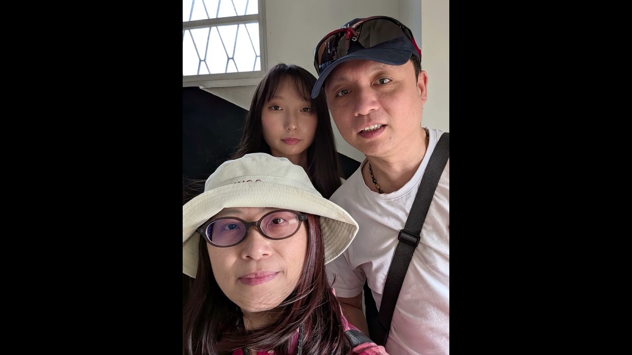 是來旅遊還是來參加馬拉松？🏃‍♀️💨#台南景點 #海安路美食 #市長紅包 #腿斷也要逛 #台南慢活（其實很快活）#精油敷腳