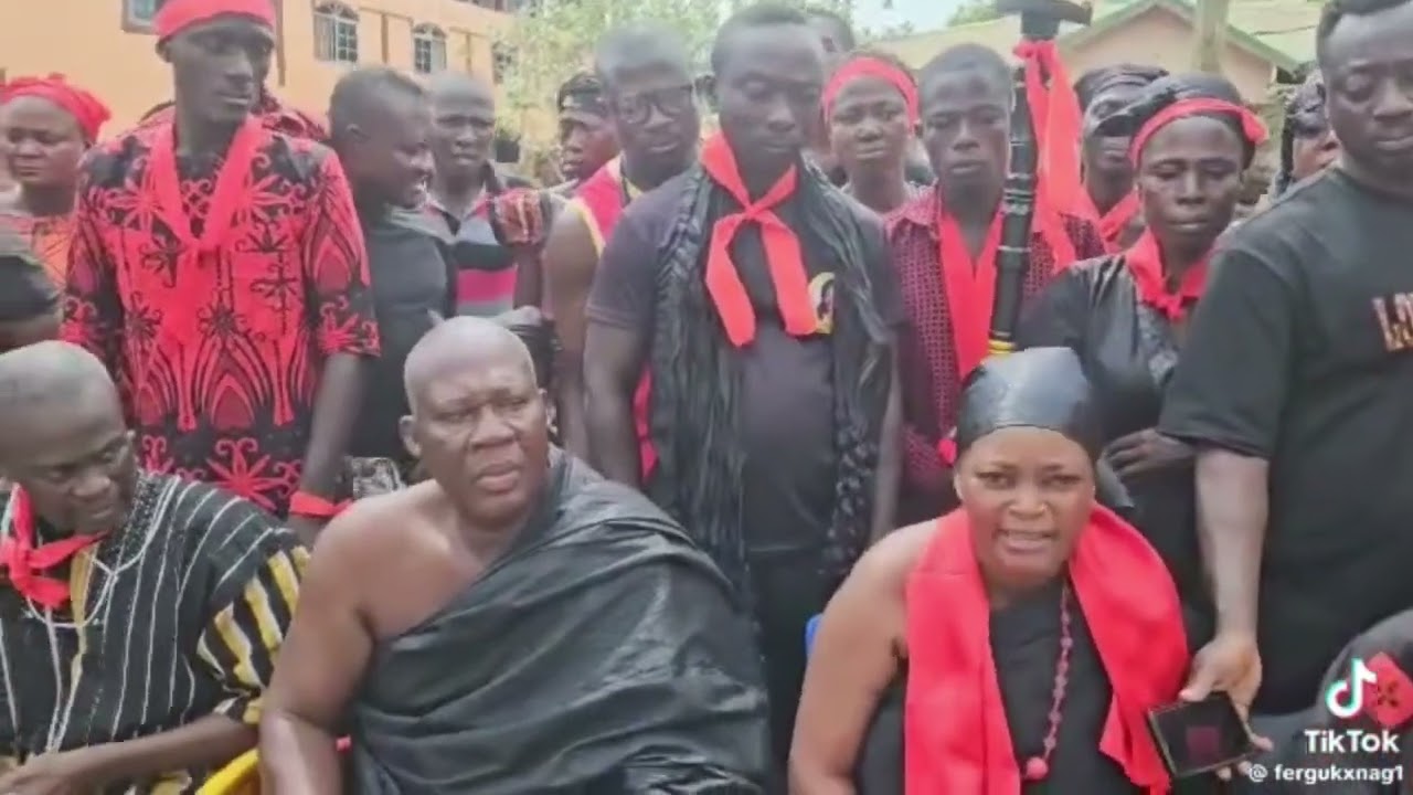 Nkomi Kajaji protest against their Paramount King 