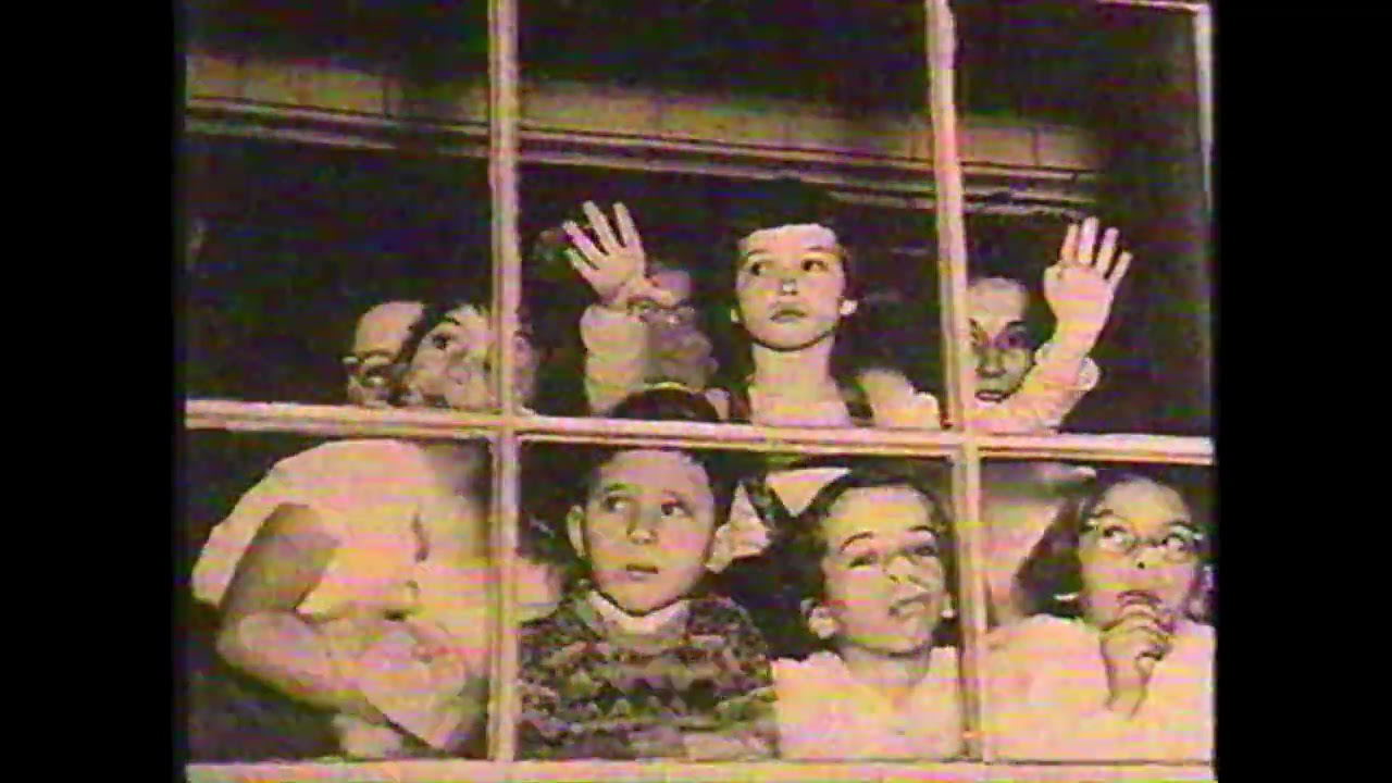 1989 Toronto Santa Claus Christmas Parade Advertisement: Ontario Canada TV Commercial