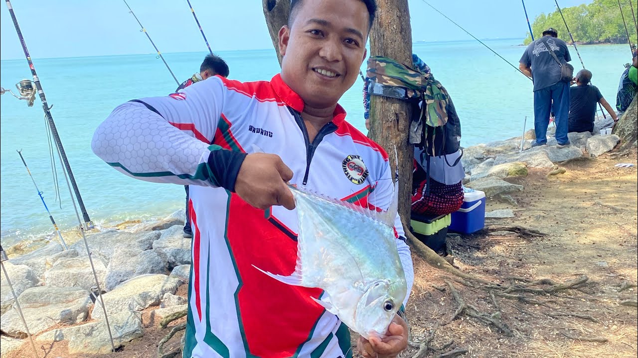 Pesta Ikan Daun baru di Pantai Cahaya PD