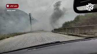صحفيون يوثقون لحظة استهداف طريق الخردلي جنوب لبنان أثناء المرور بسيارتهم
