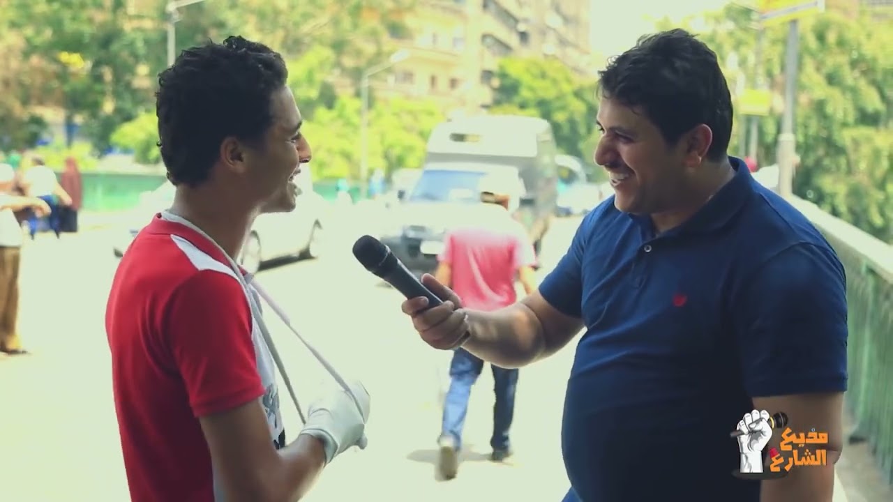 لا ديه تبقي سرقة 😂😂😂😂 #مذيع_الشارع #أحمد_رأفت