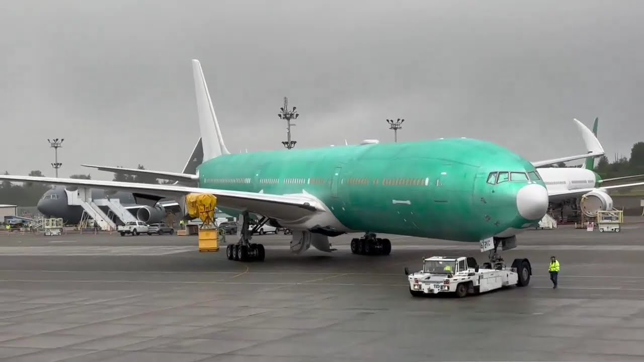 Qatar Airways 777-9 (A7-BKC) at Boeing Everett Factory