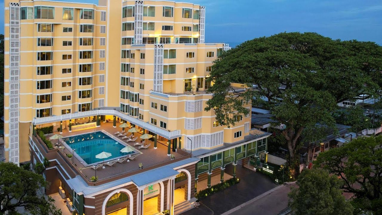 The Raintree Hotel Chiang Mai, Thailand | Holiday with Falguni