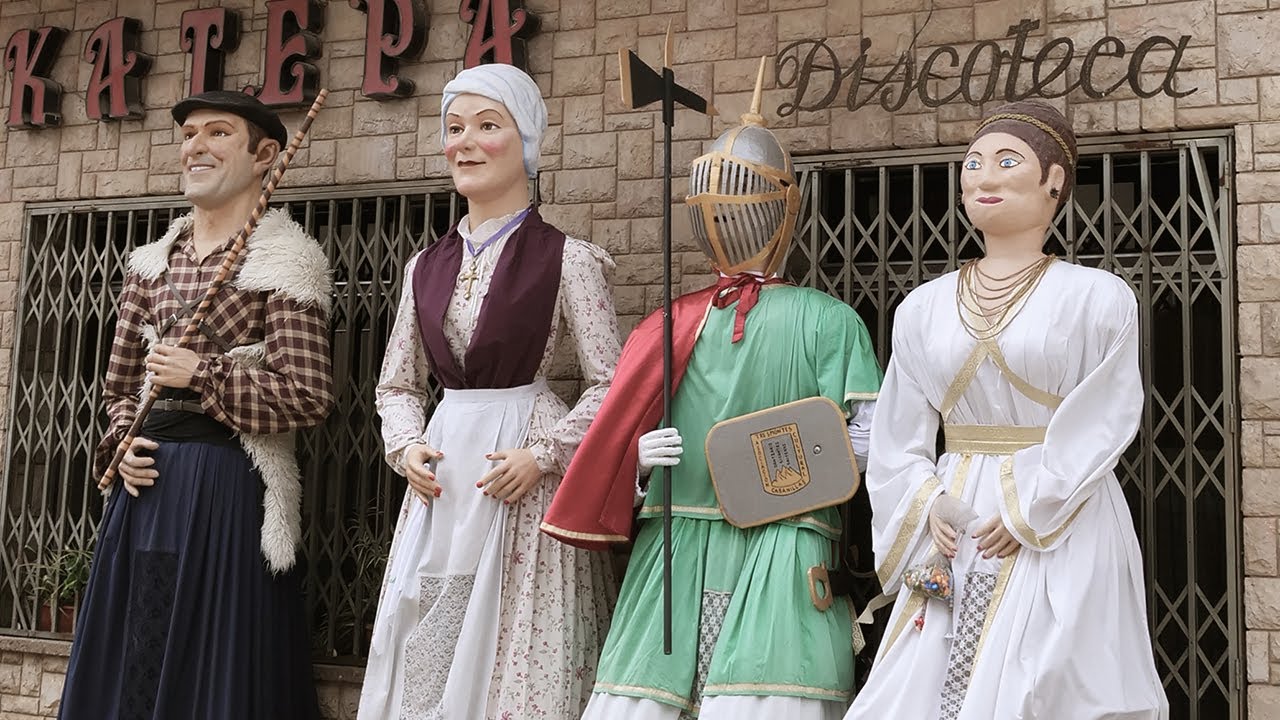 Comparsa de Gigantes de CABANILLAS