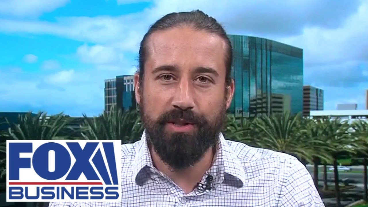 Congress passing COVID relief 'too little too late,' says restaurant owner