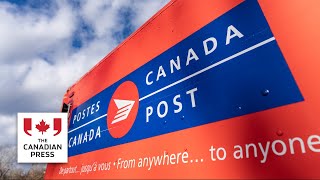 Canada Post workers vote 'yes' on new contract