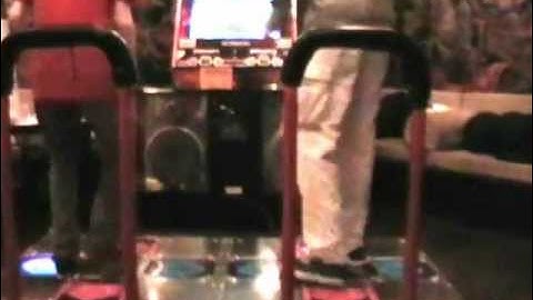 DDR - DROP OUT (FROM NONSTOP MEGAMIX) - Simka vs Vospi (LampChamp-2012)