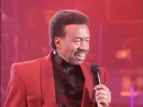 Earth Wind \u0026 Fire - Let's Groove Live in Japan 1994 with Maurice White