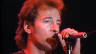 Video thumbnail of "I'm on Fire - Bruce Springsteen (live at River Plate Stadium, Buenos Aires 1988)"