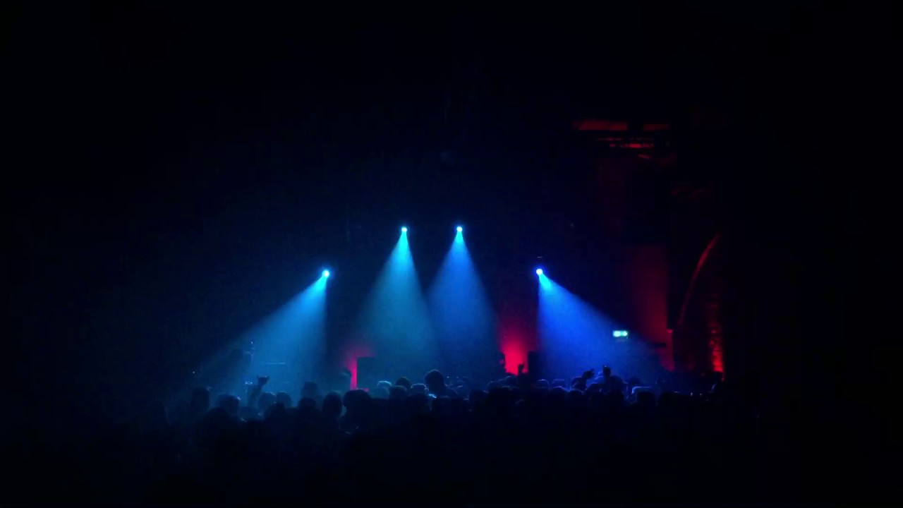 tINI at FUSE Xmas Rave / P2 - YouTube