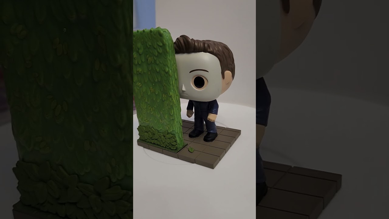 Funko Pop! Michael Myers Halloween Opened Out Of The Box. 