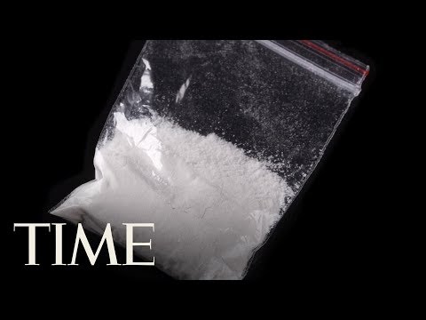 A Man Died Mid-Flight After Swallowing Hundreds Of Cocaine Packets | TIME