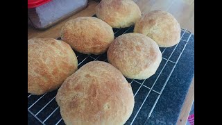 Making Bread Rolls - Bread Flour Vs Self Raising Flour Recipe, the difference.
