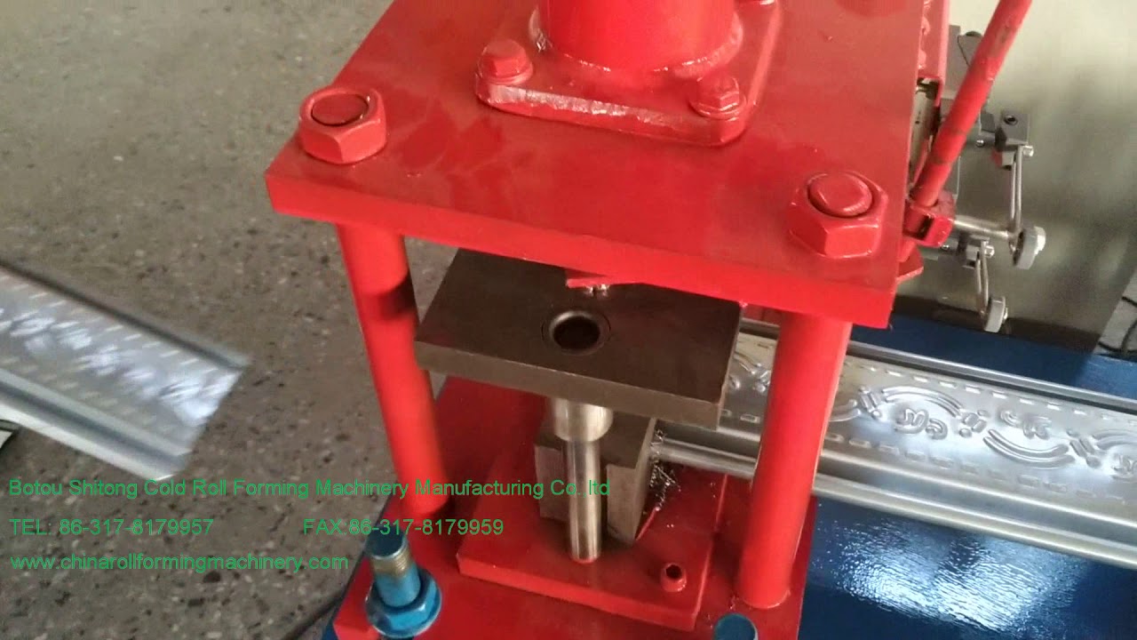embossing roller shutter door making machine - YouTube