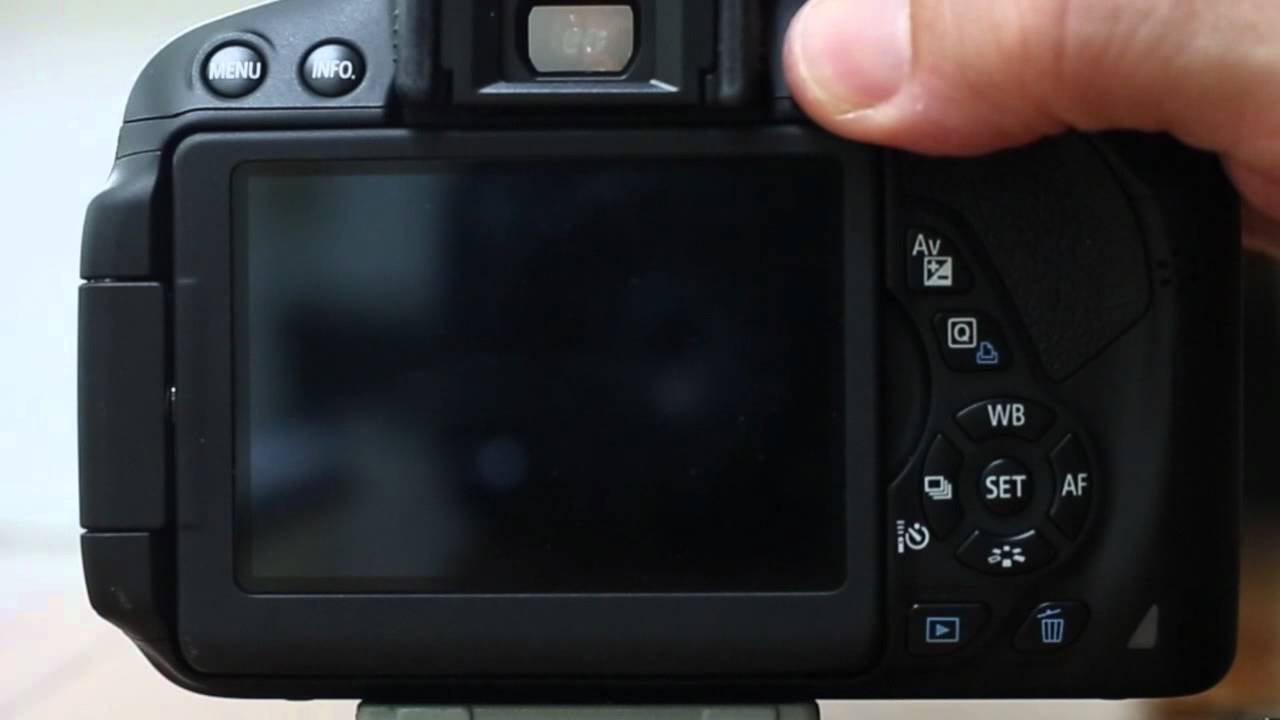 digital marketing Canon T4i continuous auto focus (cAF) with 40mm