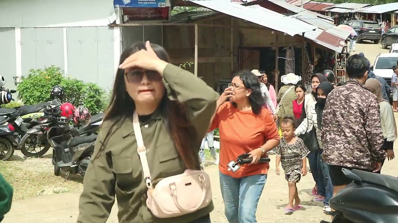 Pasar wisata tempat patung memberkati di tanah toraja #toraja