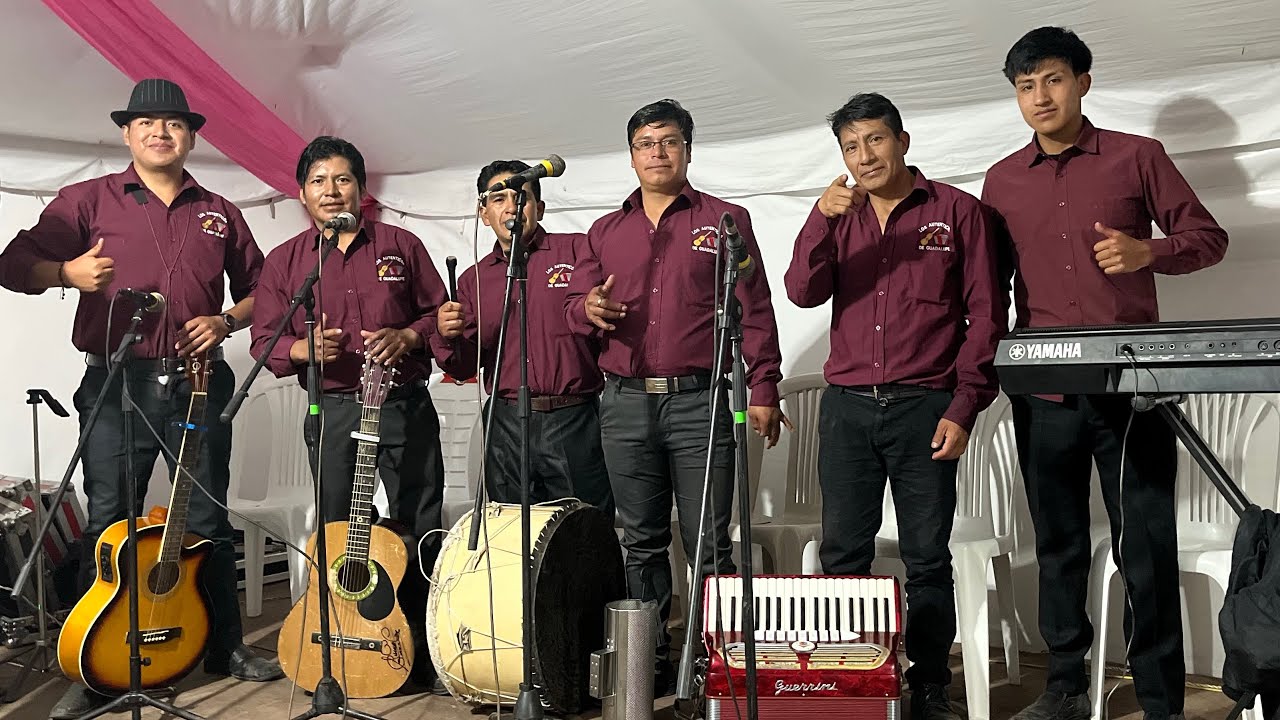 COMPITA PONCHO DORADO // LOS AUTÉNTICOS DE GUADALUPE