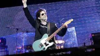 Video thumbnail of "Me estas atrapando otra vez - Andres Calamaro"