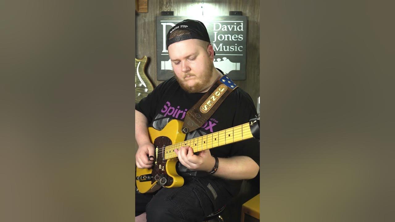 Zach Top - "Good Times & Tan Lines" - Solo #countrymusic #guitar #country #shorts #ytshorts #music