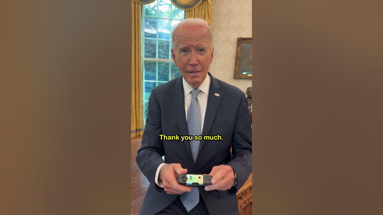 Giving President Biden a disposable camera #lifeonfilm #disposablecamera