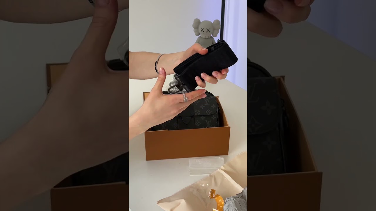 🏷 Louis Vuitton S Lock Messenger Damier Graphite Canvas Grey ⏩️