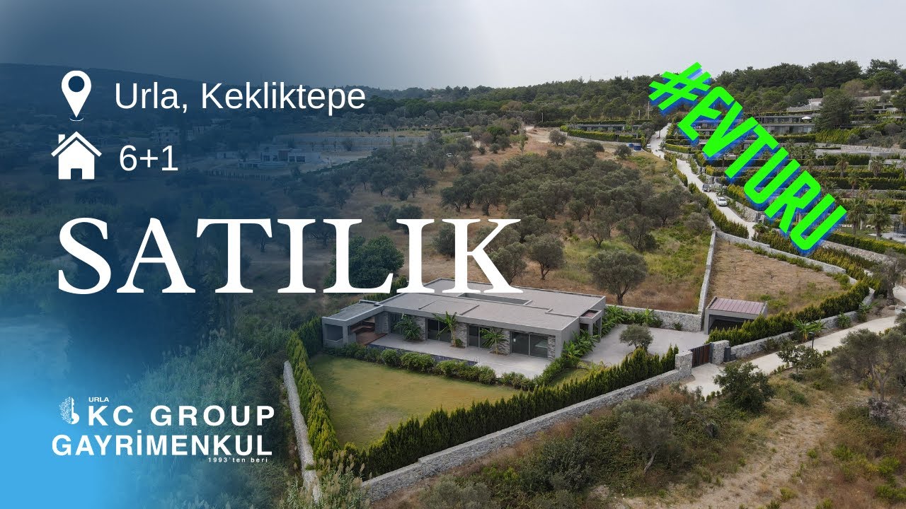 Urla Kekliktepe'de Site İçerisinde 2.500m2 Arsalı Tek Katlı Satılık Malikane