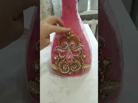 Процесс создания вышивки на саукеле