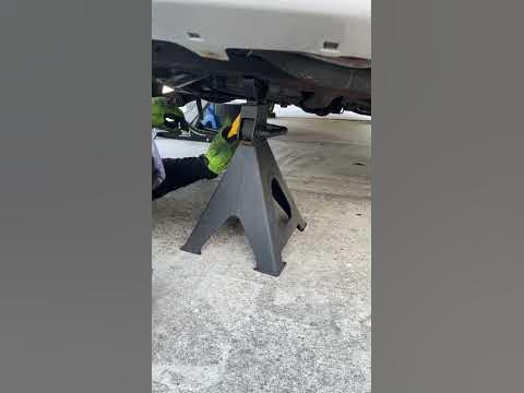 Removing The Alternator From The 2007 Ford Fusion - YouTube